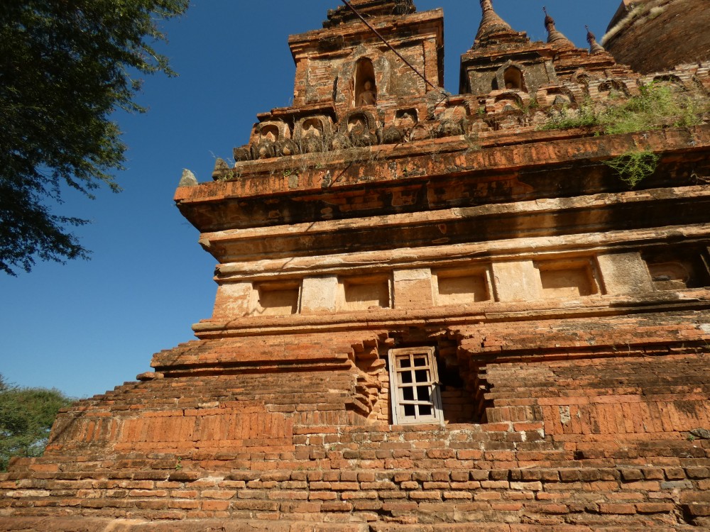 The Shwesandaw Pagoda